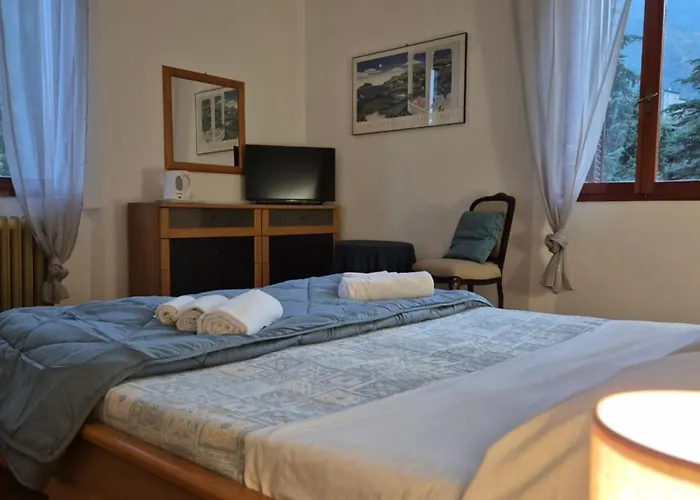 Rocchetta-premilcuore فندق