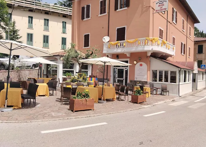 فندق Rocchetta-premilcuore 2*